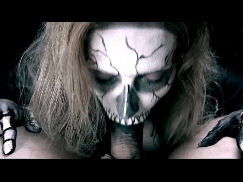 ❤️ Demon cailín sucking coileach lena béal dubh agus shlogtha cum. ❤️❌  Porn fb  uainn ga.libporno.ru